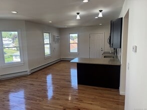450 Allen St in New Britain, CT - Building Photo - Building Photo
