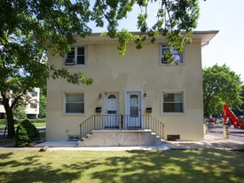 715 E Palisade Ave in Englewood Cliffs, NJ - Building Photo