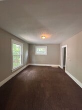 2513 Thompson Ave in Fort Wayne, IN - Building Photo - Building Photo