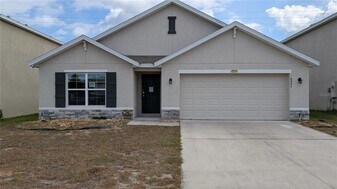 8944 SW 49th Cir in Ocala, FL - Building Photo