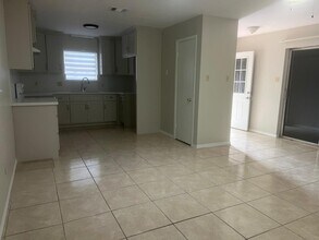 1703 Iowa St, Unit 1703 in Mission, TX - Building Photo - Building Photo