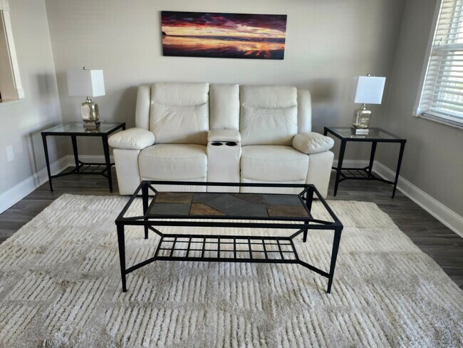 9715 Harrell Ave, Unit 34 in Treasure Island, FL - Foto de edificio - Building Photo