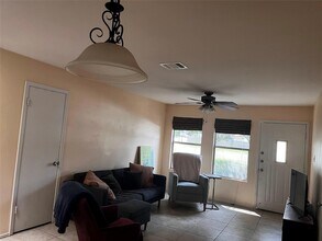 7907 Dunn St, Unit B in Austin, TX - Building Photo - Building Photo