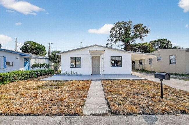 917 W 2nd St in West Palm Beach, FL - Building Photo - Building Photo