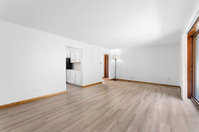 3605 N Narragansett Ave in Chicago, IL - Building Photo - Building Photo
