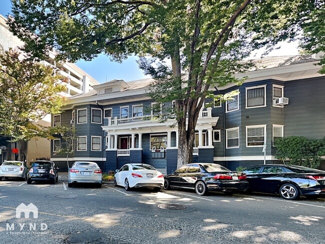 825 14th St in Sacramento, CA - Foto de edificio - Building Photo