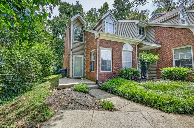 property at 440 English Ivy Dr