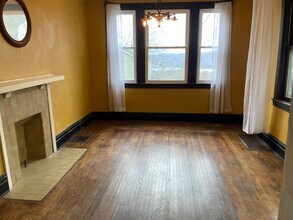 518 Dickson Ave in Pittsburgh, PA - Building Photo - Building Photo