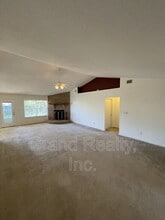 4813 Shane Way in Pace, FL - Building Photo - Building Photo