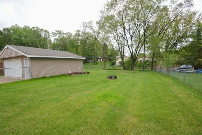 2724 Markay St SE in Rochester, MN - Building Photo - Building Photo