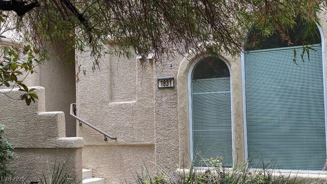 1831 Granemore St in Las Vegas, NV - Building Photo - Building Photo