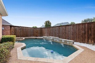 1920 Templehill Dr in Plano, TX - Building Photo