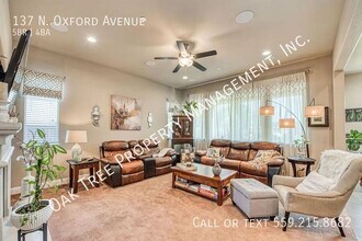 137 N Oxford Ave in Clovis, CA - Building Photo - Building Photo