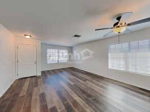 3025 W Horsham Dr in Phoenix, AZ - Building Photo - Building Photo