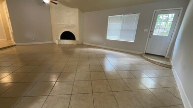 23034 Cranberry Trail in Spring, TX - Building Photo - Building Photo