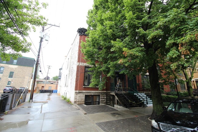 property at 1959 N Seminary Ave