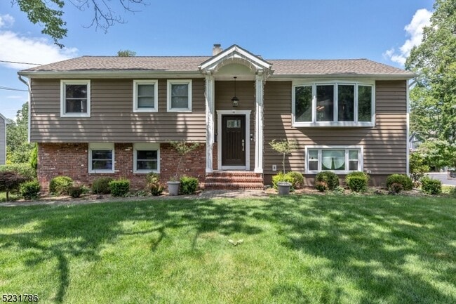 property at 48 Hillcrest Ave
