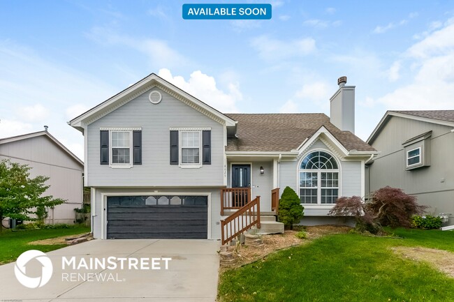 property at 8625 NE 111th St
