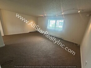 8110 E 16th Ave in Anchorage, AK - Building Photo - Building Photo