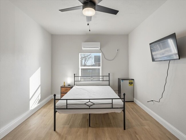 property at 2717 Sedgeway Ln