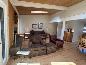 2833 Kinnickinnick Rd in Vail, CO - Building Photo - Building Photo