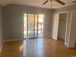 81-15 242nd St in Queens, NY - Building Photo - Building Photo