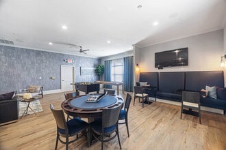 The District at Phenix City in Phenix City, AL - Foto de edificio - Building Photo