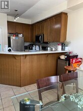 70 Boundbrook Dr in Brampton, ON - Building Photo - Building Photo