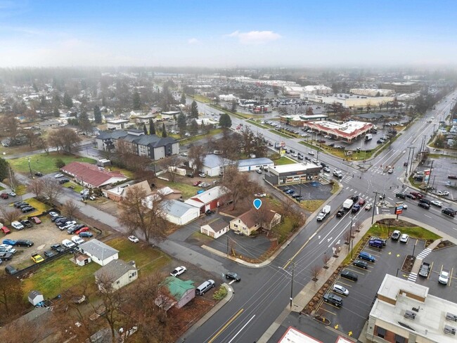 107 E Holland Ave in Spokane, WA - Building Photo - Building Photo