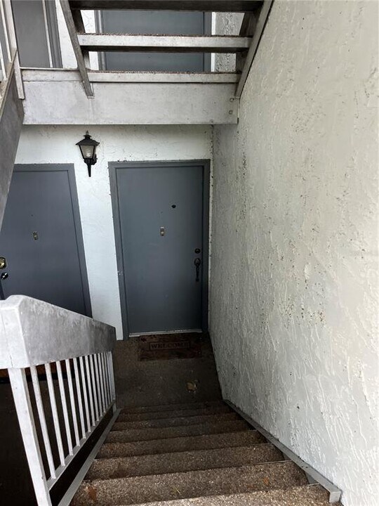 2836 SW 14th Dr in Gainesville, FL - Building Photo