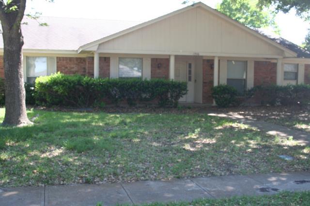 property at 1906 Hanover Dr