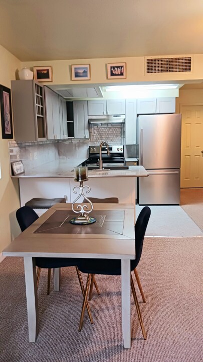 75-5748-5748 Alahou St in Kailua Kona, HI - Building Photo