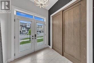 6 Vaudeville Dr in Toronto, ON - Building Photo - Building Photo