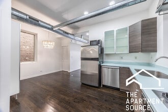 913 N Honore St in Chicago, IL - Building Photo - Building Photo