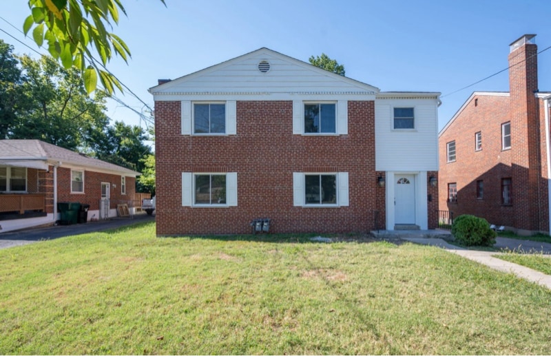 3907 Kirkup Ave in Cincinnati, OH - Building Photo