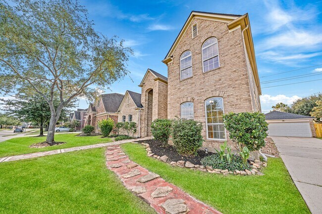 14511 Middle Bluff Trail in Cypress, TX - Foto de edificio - Building Photo