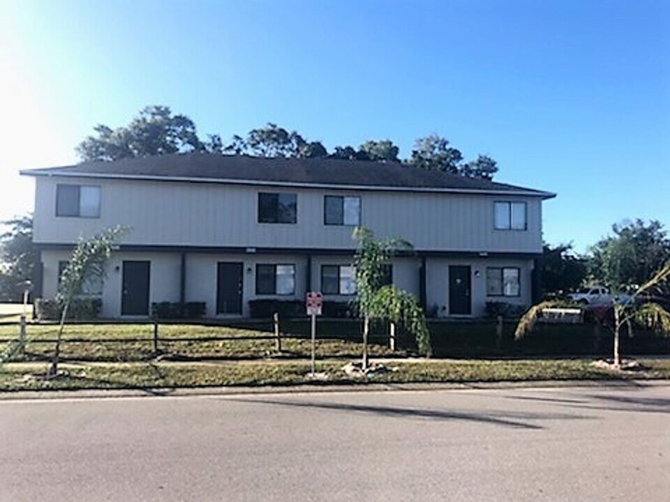 12154 Pepperdine Pl in Orlando, FL - Building Photo