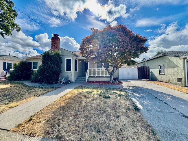 property at 267 Bowling Green St