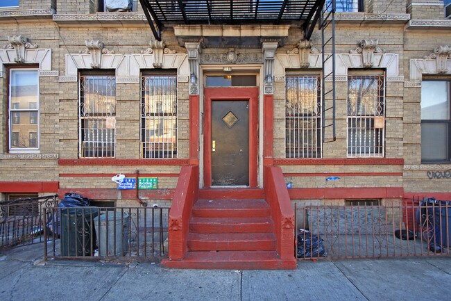 421 Rogers Ave in Brooklyn, NY - Building Photo - Building Photo