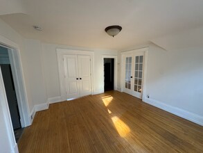 1826 Pierce St NE in Minneapolis, MN - Building Photo - Building Photo