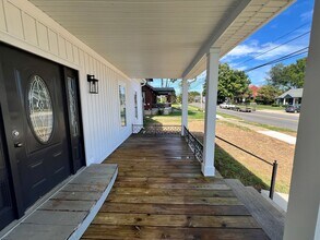 301 W Cedar St in Franklin, KY - Building Photo - Building Photo