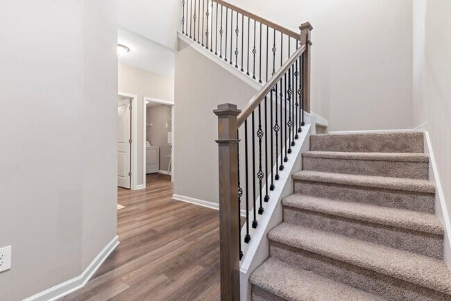 1010 Valley Rock Dr in Lithonia, GA - Foto de edificio - Building Photo