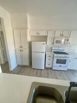 1050 E Cactus Ave, Unit 2017 in Las Vegas, NV - Building Photo