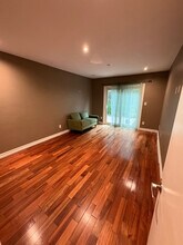 9640 Royalton Dr in Beverly Hills, CA - Foto de edificio - Building Photo