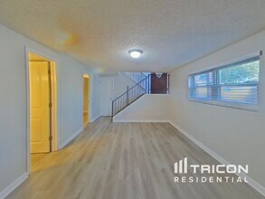 5014 Bradley Cir in Colorado Springs, CO - Building Photo - Building Photo