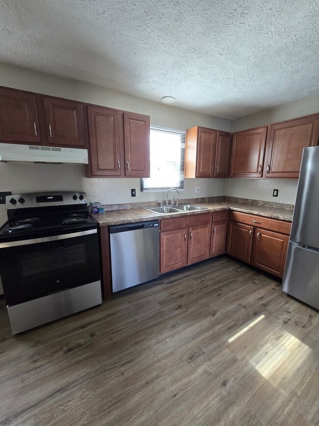 1409 E 38th St in Erie, PA - Building Photo - Building Photo