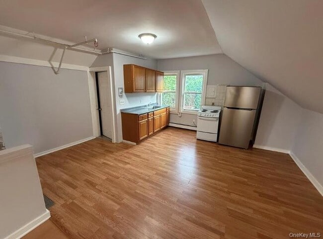 property at 364 Ashford Ave