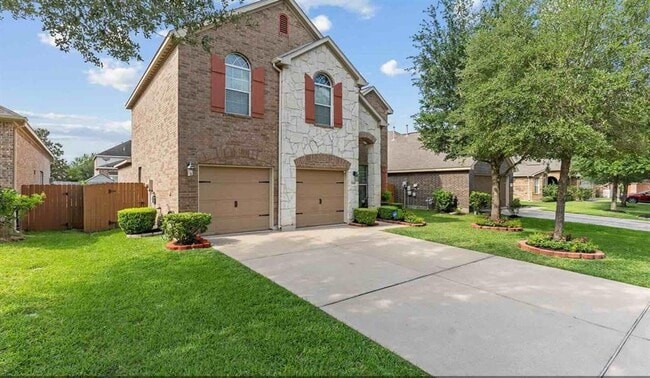 property at 17419 Woodfalls Ln