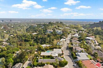 2058 Westridge Rd in Los Angeles, CA - Building Photo - Building Photo