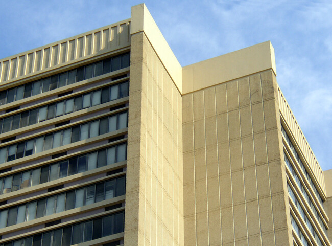 Dogwood Manor in Chattanooga, TN - Foto de edificio - Building Photo